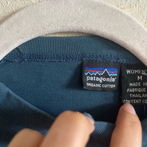 Patagonia Activewear Navy Blue Skirt Set size medium - Picture 5 of 16